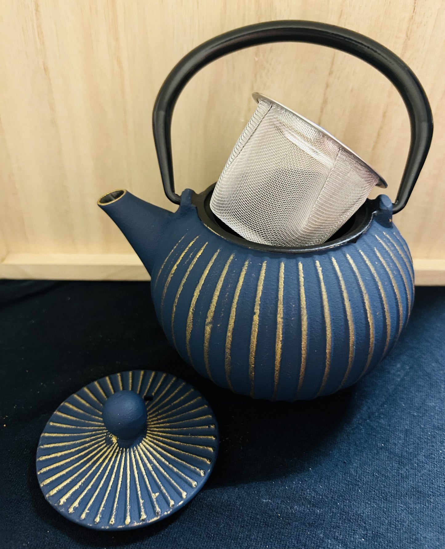 Moon Blue Teapot (17oz)