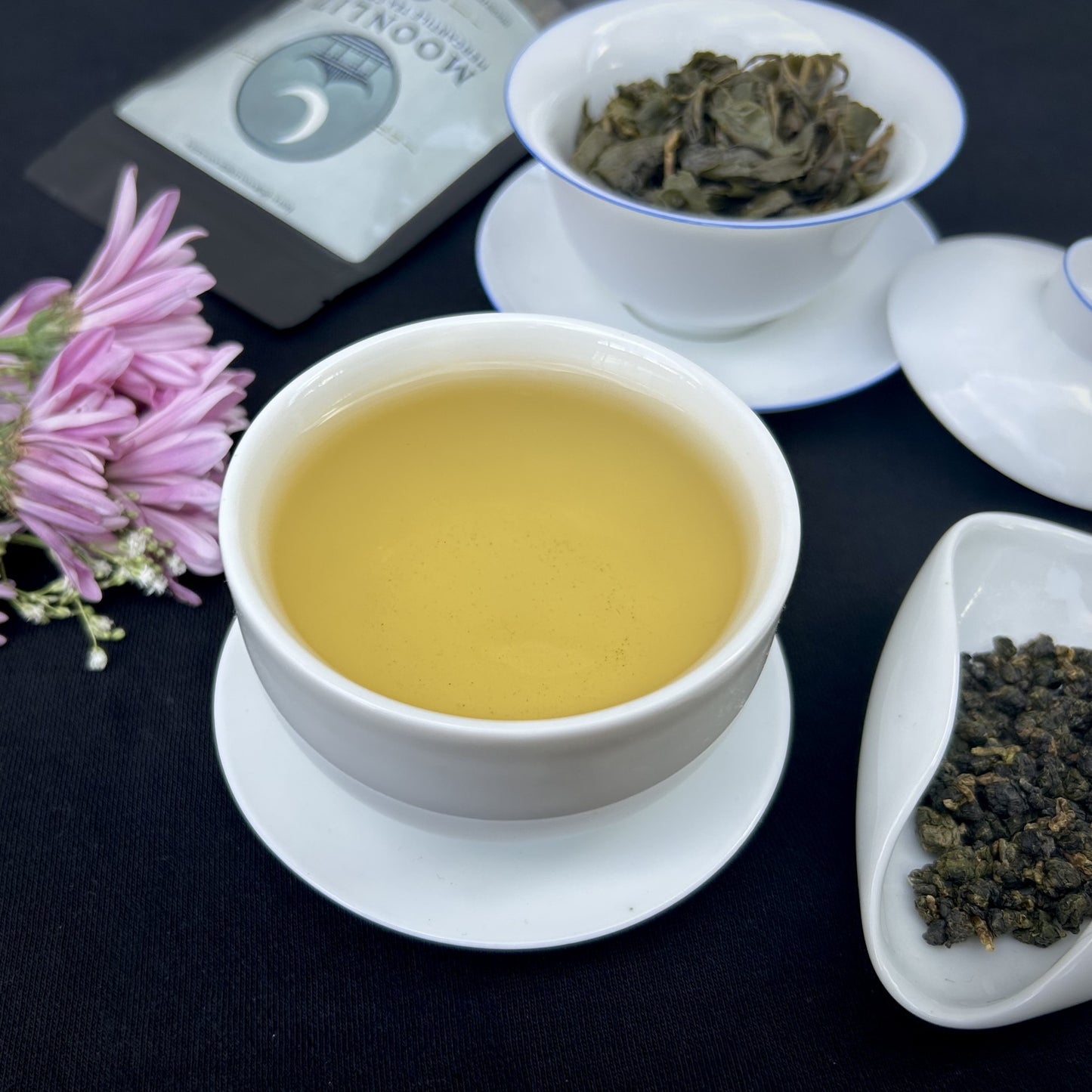 Golden Lily Oolong